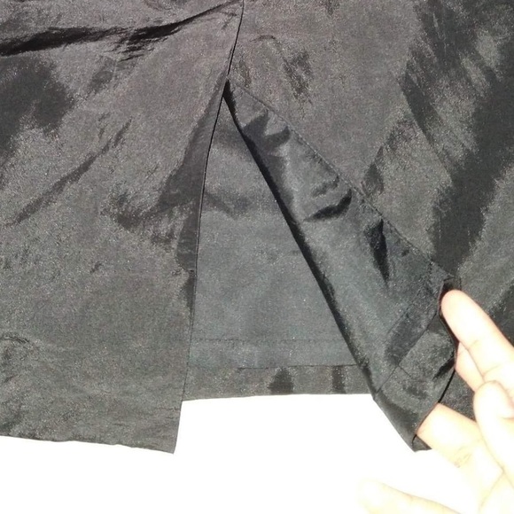 Skirt - Picture 2 of 4